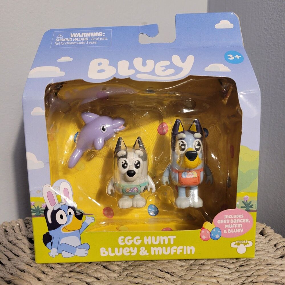NIB Bluey Egg Hunt Bluey & Muffin Figure Set Moose Toys Easter Bunny Set w/ Box